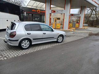 Nissan Almera foto 10