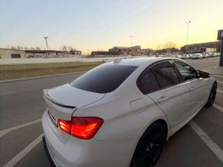 BMW 3 Series foto 4