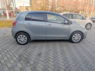 Toyota Yaris foto 5