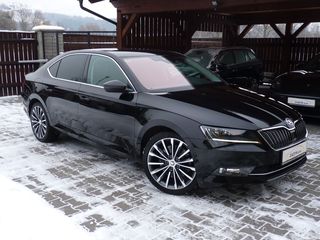 Skoda Superb foto 3