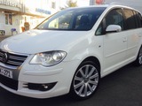 Volkswagen Touran foto 2