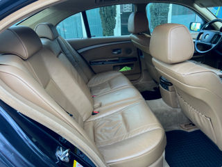 BMW 7 Series foto 17