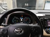 Toyota Rav 4 foto 4