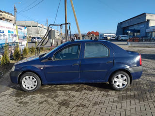 Dacia Logan foto 3