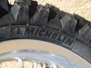 Anvelope pentru motociclete michelin/dunlop/mitas/metzeler/bridgestone/continetal/pirelli foto 6