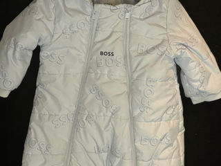 Продам детский комбинезон Hugo Boss foto 2