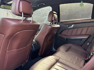 Mercedes E-Class фото 9