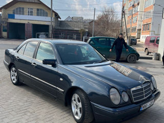 Mercedes E-Class