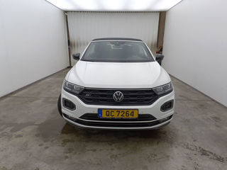 Volkswagen T-Roc foto 2