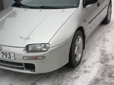 Mazda 323 foto 1