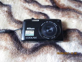 Nikon Coolpix S3300 foto 1