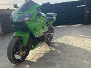 Kawasaki Zx6r foto 2