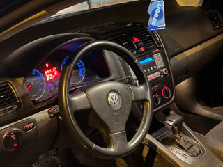 Volkswagen Jetta foto 5