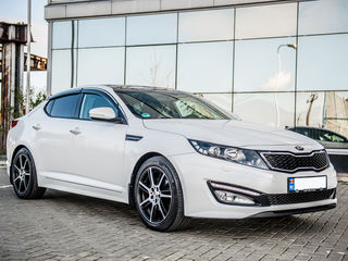 KIA Optima foto 1