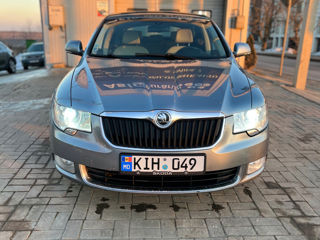 Skoda Superb foto 5