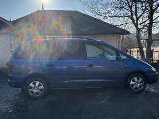 Volkswagen Sharan foto 7