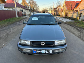 Volkswagen Passat foto 8