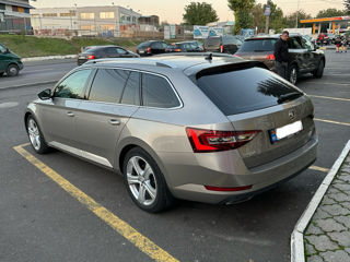 Skoda Superb foto 8