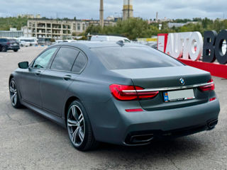 BMW 7 Series foto 7