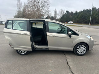 Ford B-Max foto 8