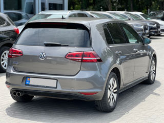Volkswagen Golf foto 3