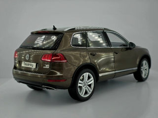 Volkswagen Touareg 1:18 foto 5