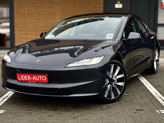 Tesla Model 3 foto 3