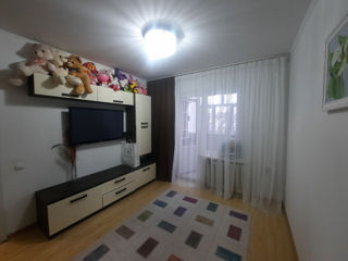 Apartament cu 2 camere, 47 m², Botanica, Chișinău foto 5