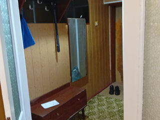 2-комн. кв., 27 м², 2/5 эт.