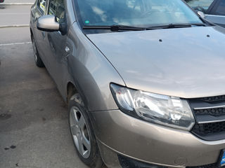 Dacia Logan foto 3