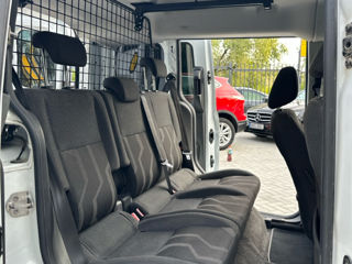 Ford Transit Connect foto 9