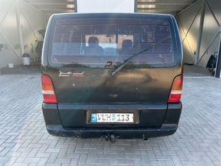 Mercedes Vito foto 3