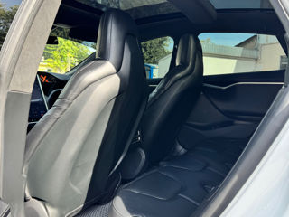 Tesla Model S foto 5