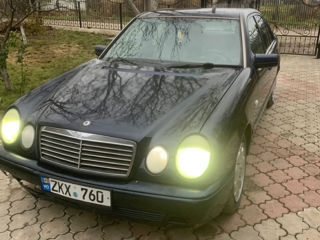 Mercedes E-Class