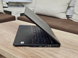 Fujitsu Lifebook (i7 11Gen, Ram 16Gb, SSD NVME 512Gb, Intel Irys Xe) foto 7