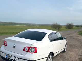 Volkswagen Passat foto 3