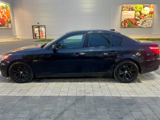 BMW 5 Series foto 5