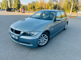 BMW 3 Series foto 4