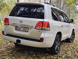 Toyota Land Cruiser foto 4