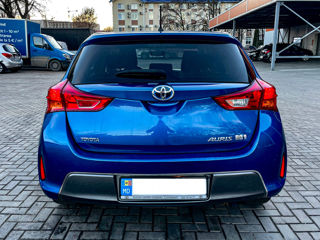 Toyota Auris foto 2