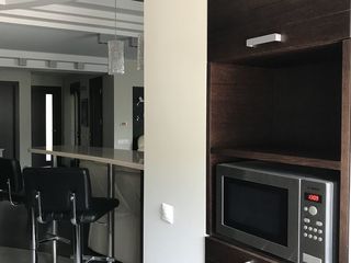 Apartament cu 3 odăi Centru . Clasa Premium foto 2