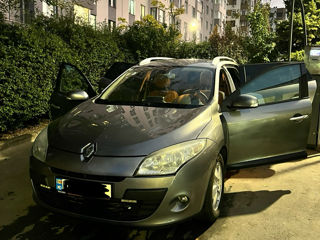 Renault Megane foto 2