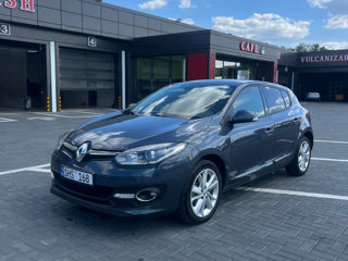 Renault Megane foto 2