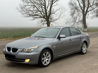 BMW 5 Series foto 2