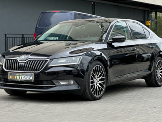 Skoda Superb foto 3