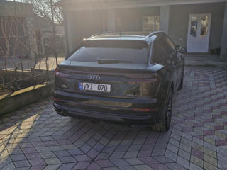 Audi Q8 foto 4