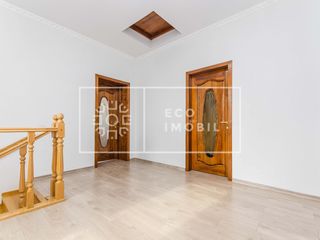 Vânzare, casa în 2 nivele cu reparație, Schinoasa, 6 ari, 180000€ foto 12