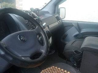 Mercedes Vito foto 8