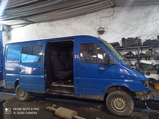 Mercedes sprinter foto 2