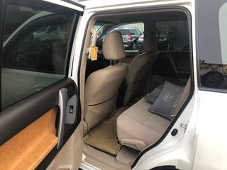 Toyota Land Cruiser Prado foto 18